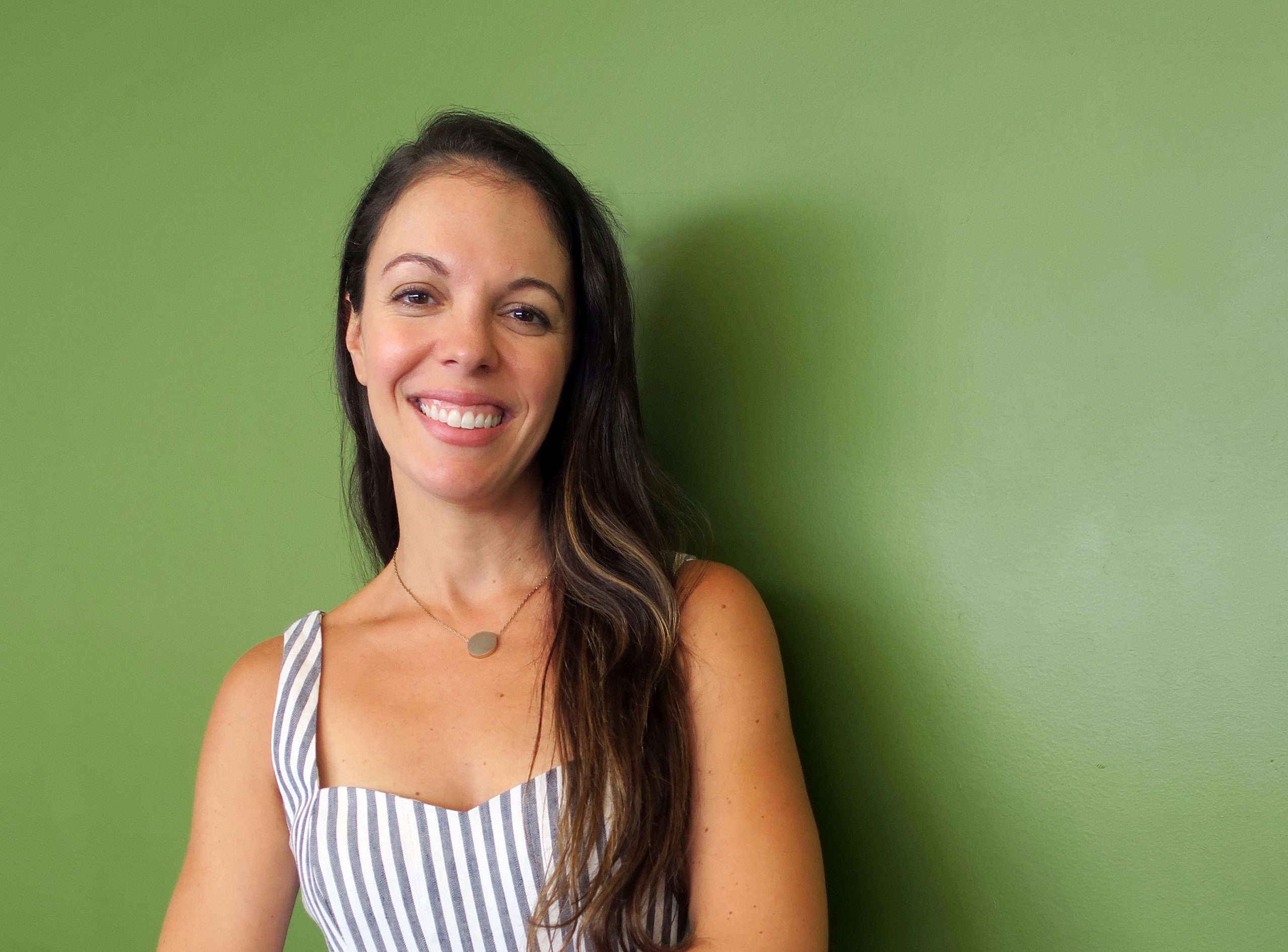 Jamie Shuda Wins 2020 Bruce Alberts Award for Excellence in Science Education